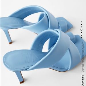 Padded high heel leather sandals square toe